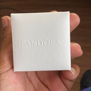 Wrong size ring . open box never used payed 175$